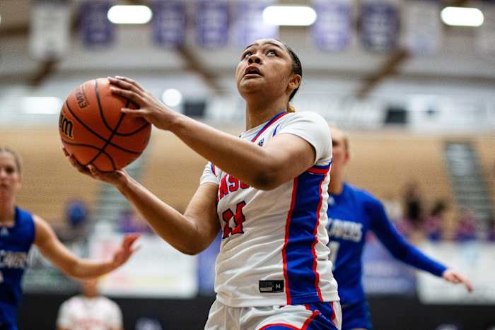 Benson Grants Pass 6A Oregon girls basketball quarterfinal 2024 Naji Saker -28